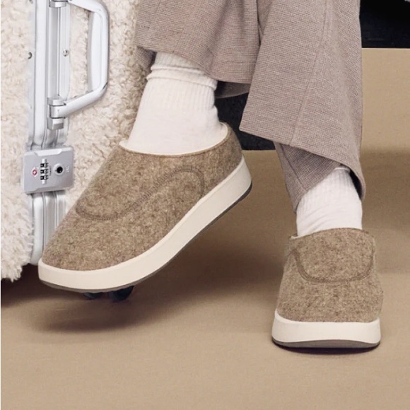 Allbirds Women's Kiwi Clog Dark Camel Stony Cream Sole size 7 New in box nwt nib - Picture 8 of 9